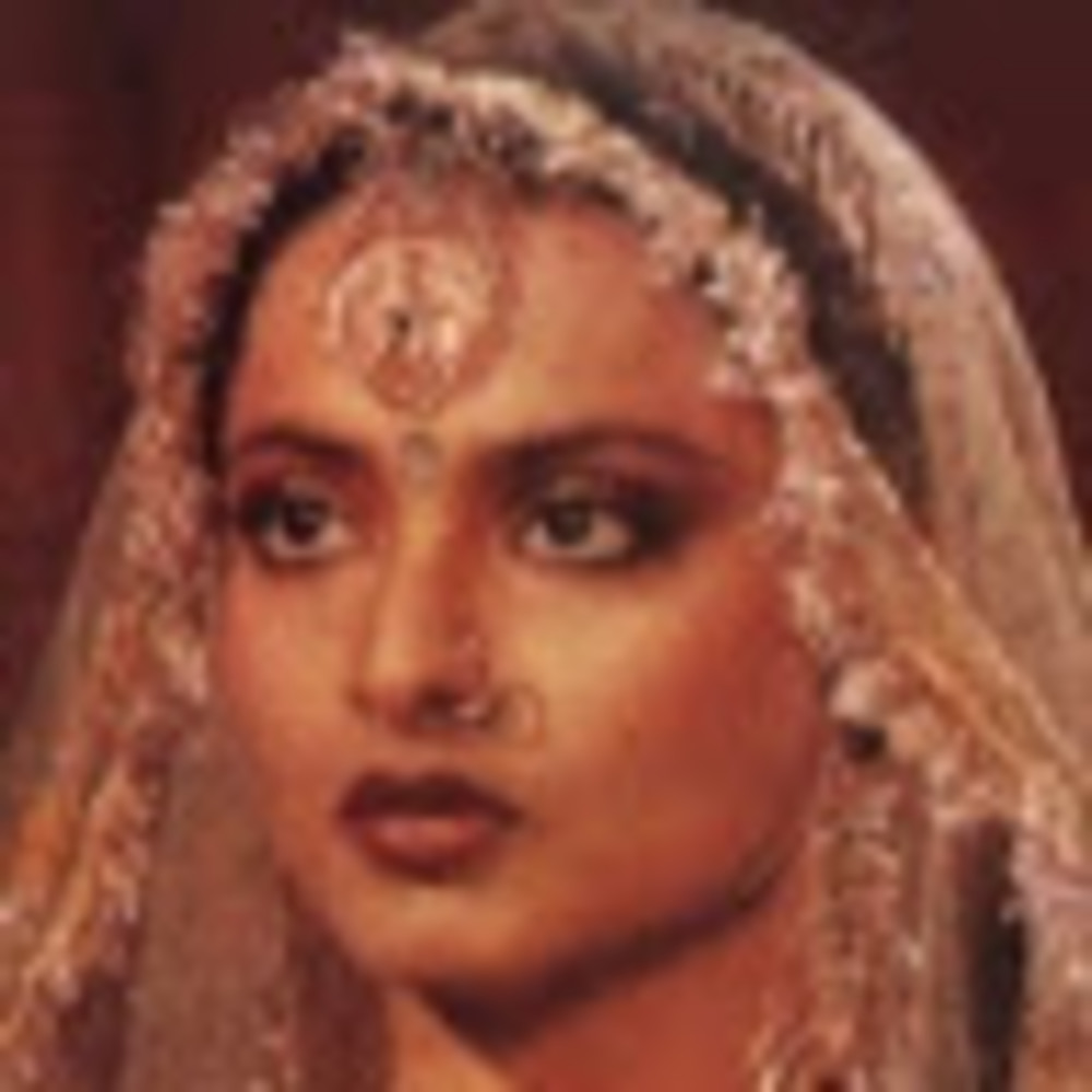 Meet your Posher, Cyrine